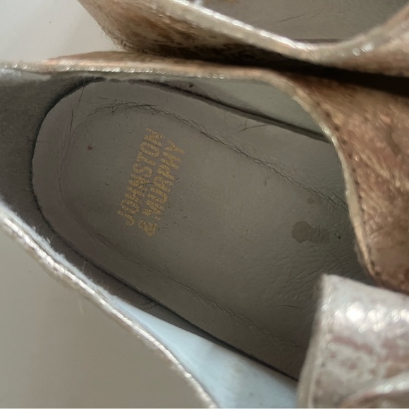 Johnston & Murphy Victoria slip on, size 8.5